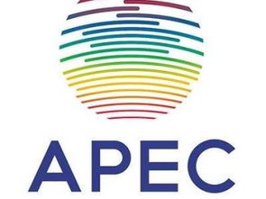 专业翻译服务 承揽笔译、口译、同声传译及盖章业务